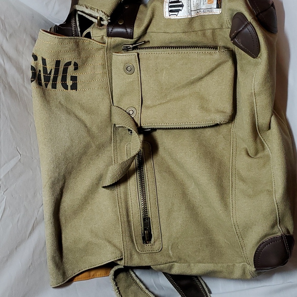 William Rast canvas bag with shoulder strap.